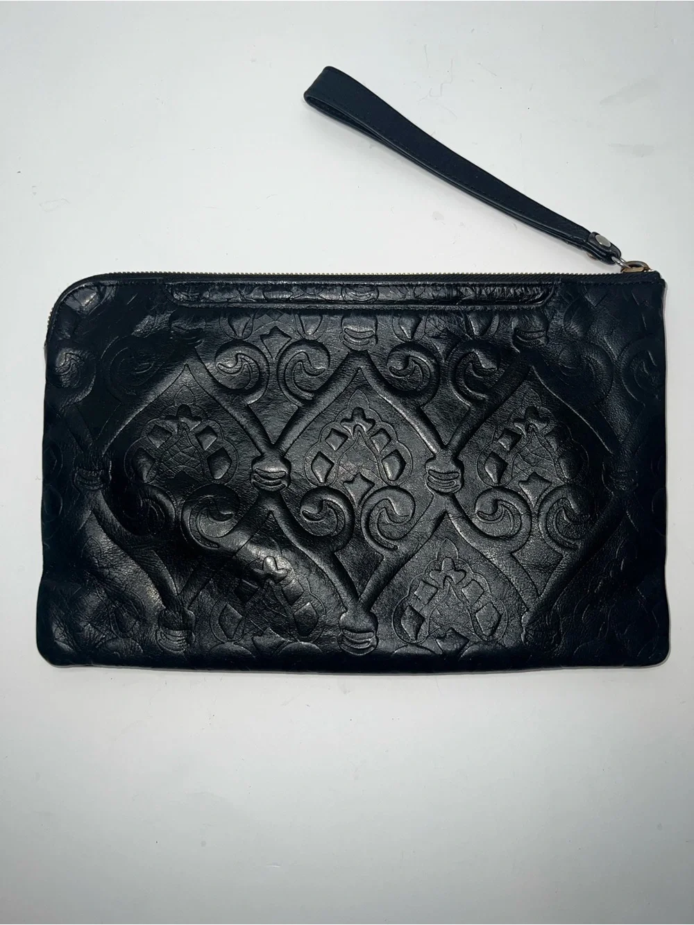 Hobo Black Embossed Leather Wristlet Clutch Bag/Purse with Heart Designs